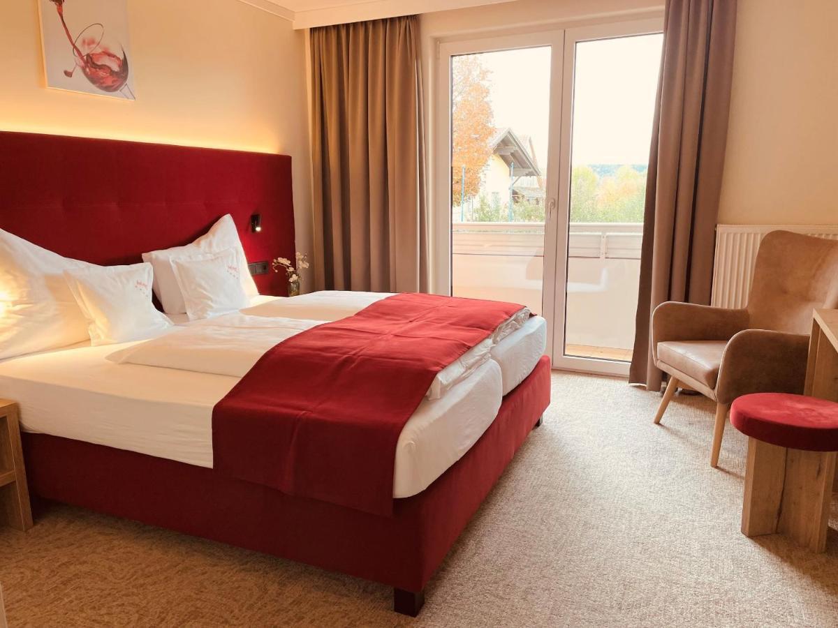 Hotel Pachernighof Velden am Wörthersee Exteriör bild