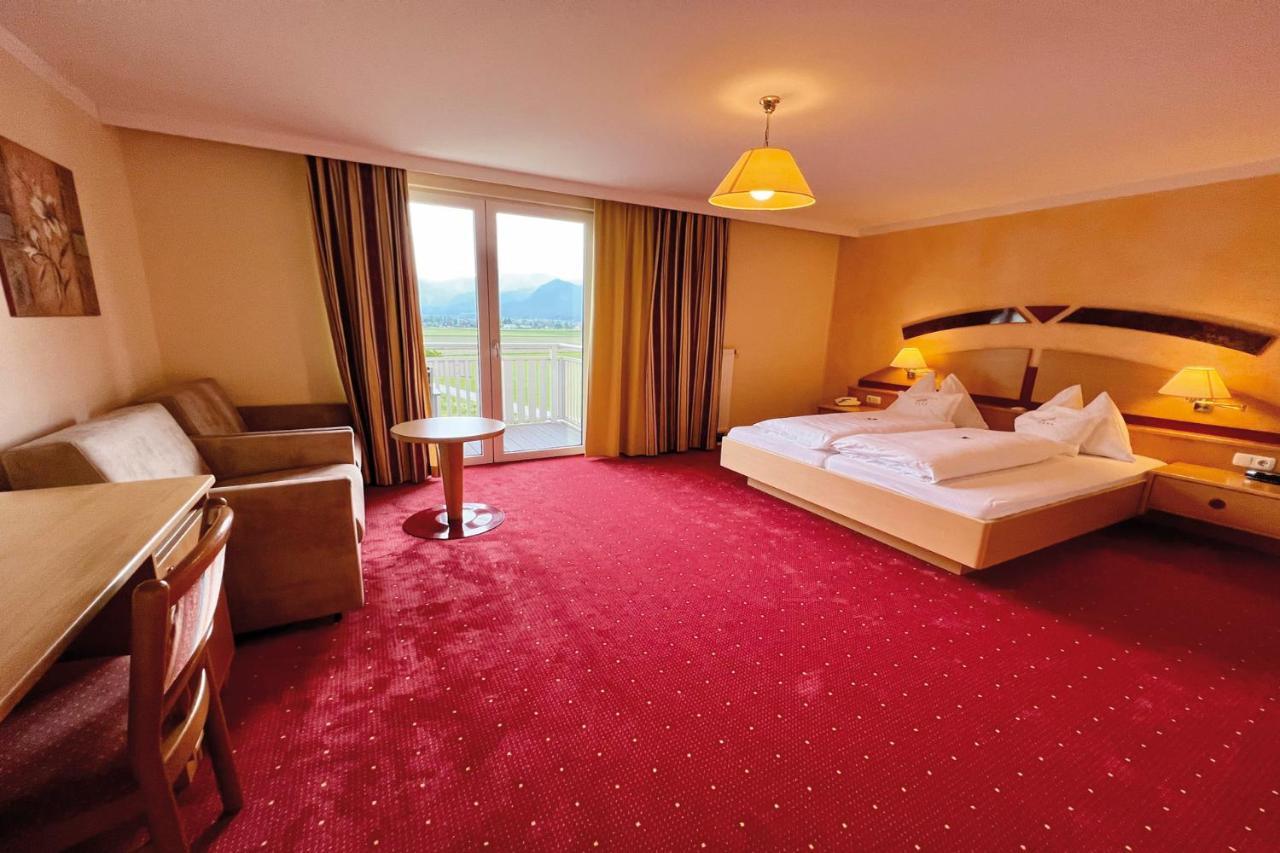 Hotel Pachernighof Velden am Wörthersee Exteriör bild