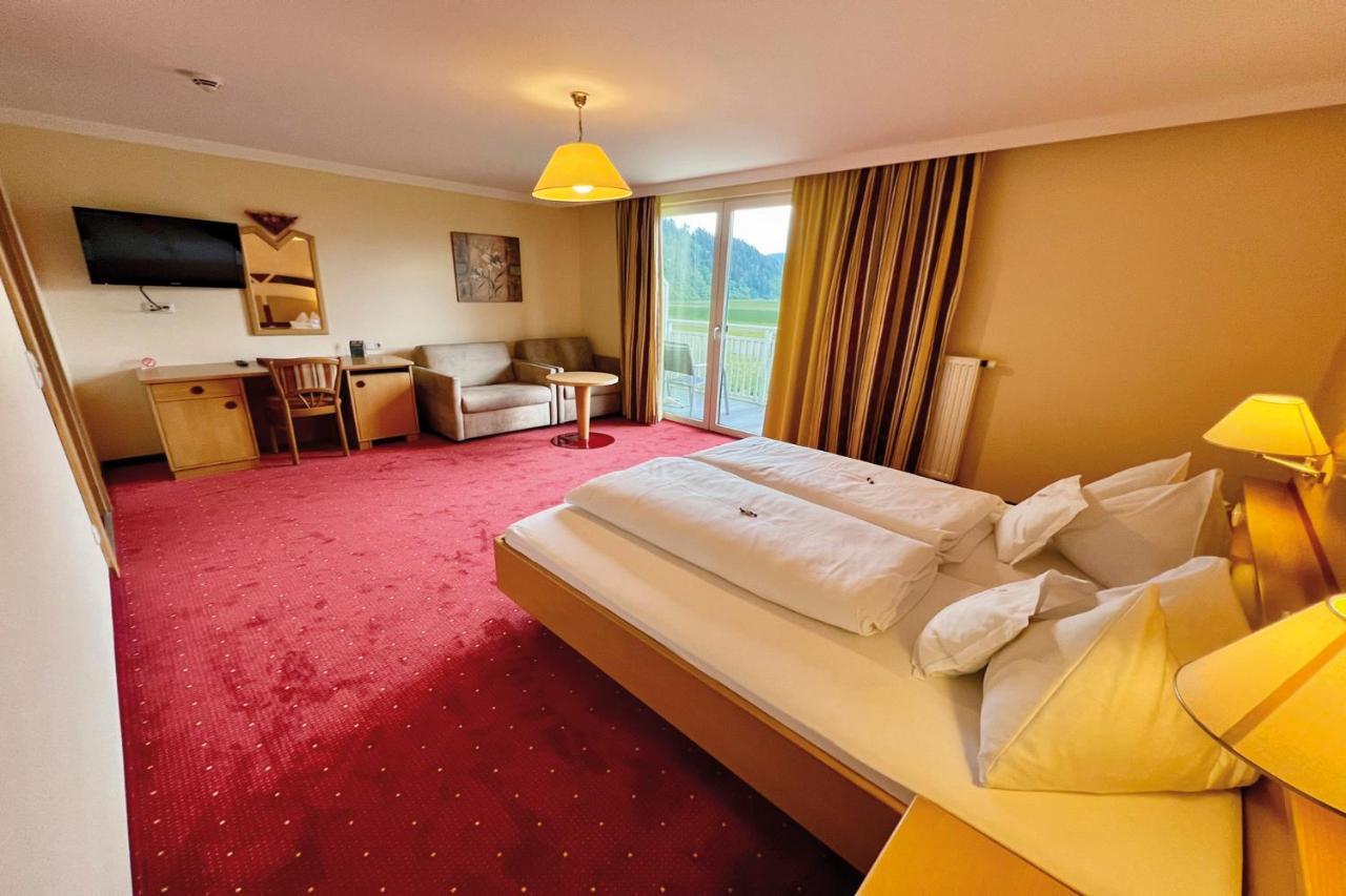 Hotel Pachernighof Velden am Wörthersee Exteriör bild